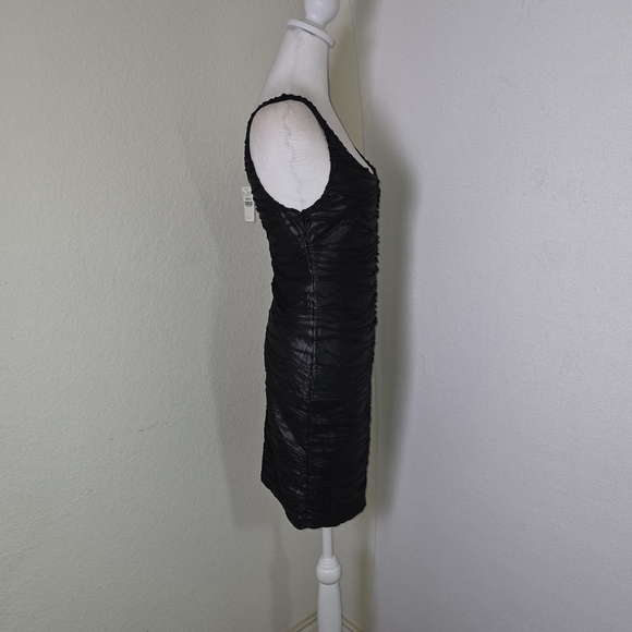 Wet Seal Black Textured Bodycon Dress – Size M - Picture 3 of 12